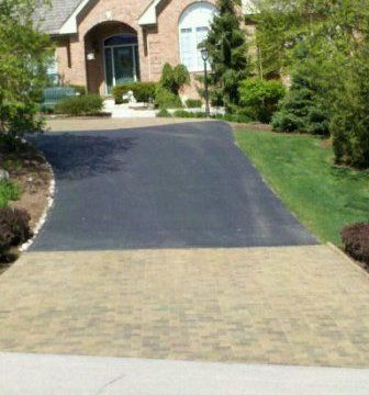 Brick Paver Patio & Driveway Cleaning & Sealing In Geneva, IL-10