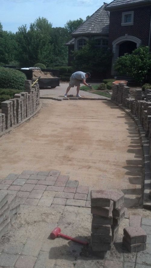 Releveling Brick Paver Driveways and Patios in IL-2