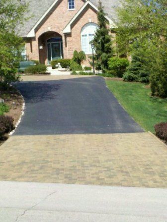Brick Paver Patio & Driveway Cleaning & Sealing In Geneva, IL-10